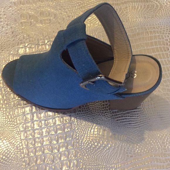 Peep toe Chunky Heel Wedges - Picture 3 of 3